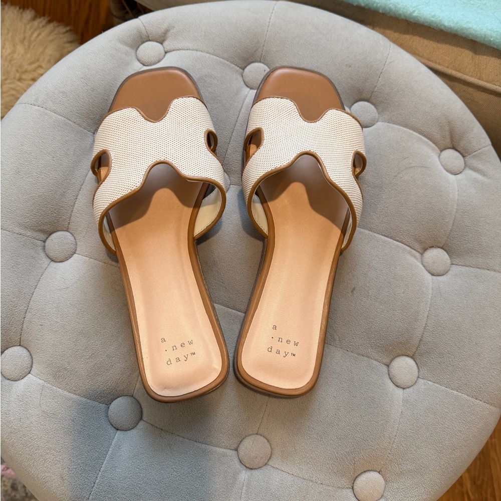 Neutral Beige Slide Sandals - a New Day Target 6.5 - Picture 2 of 8